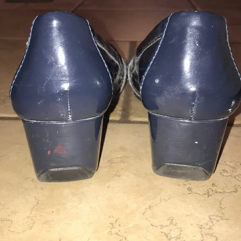 Marc Fisher Navy patent leather wedges